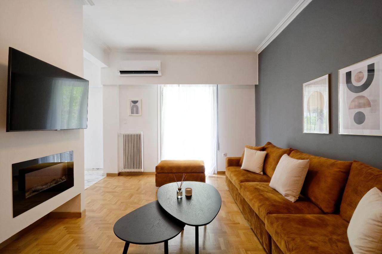 Elegant Big Apartment In Athens Center With Balcony Buitenkant foto